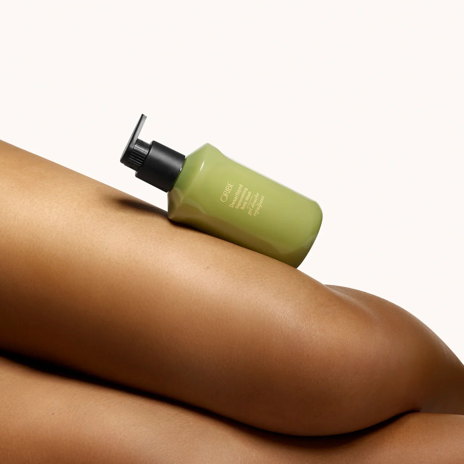 ORIBE Desertland Replenishing Body Wash Legs
