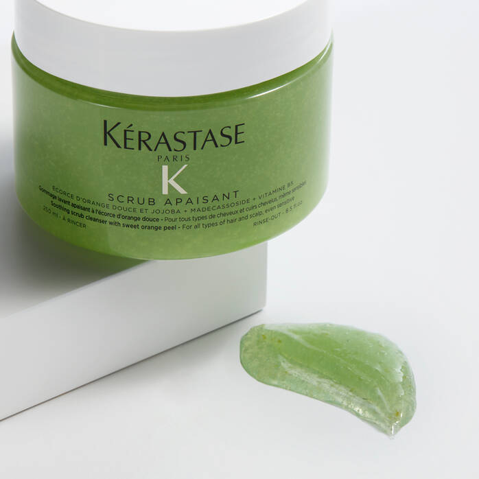 Kerastase Fusio Scrub Apaisant Soothing Scalp Scrub and texture